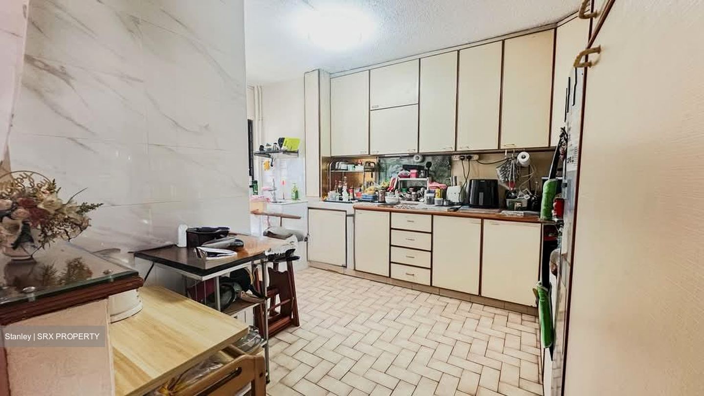 Blk 108 Rajah Court (Toa Payoh), HDB Executive #583945731